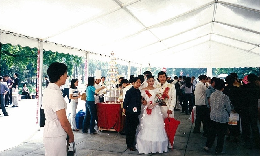 婚禮篷房租賃-2002第四屆廣州國(guó)際集體婚禮